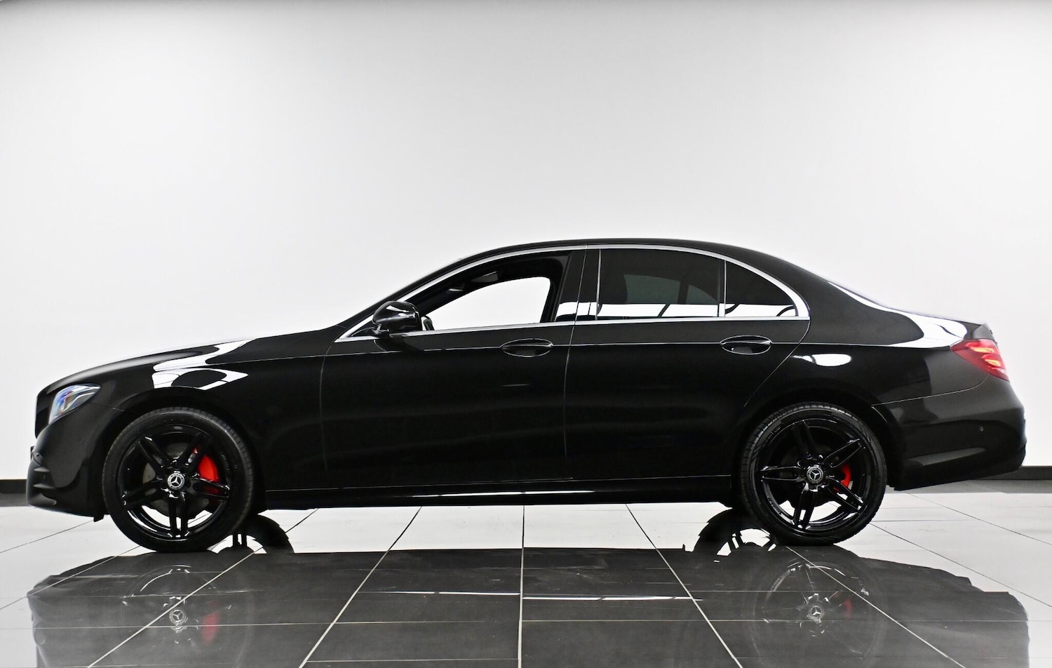 Used Mercedes-Benz E Class 2019 for sale - 78058702: Photo 5