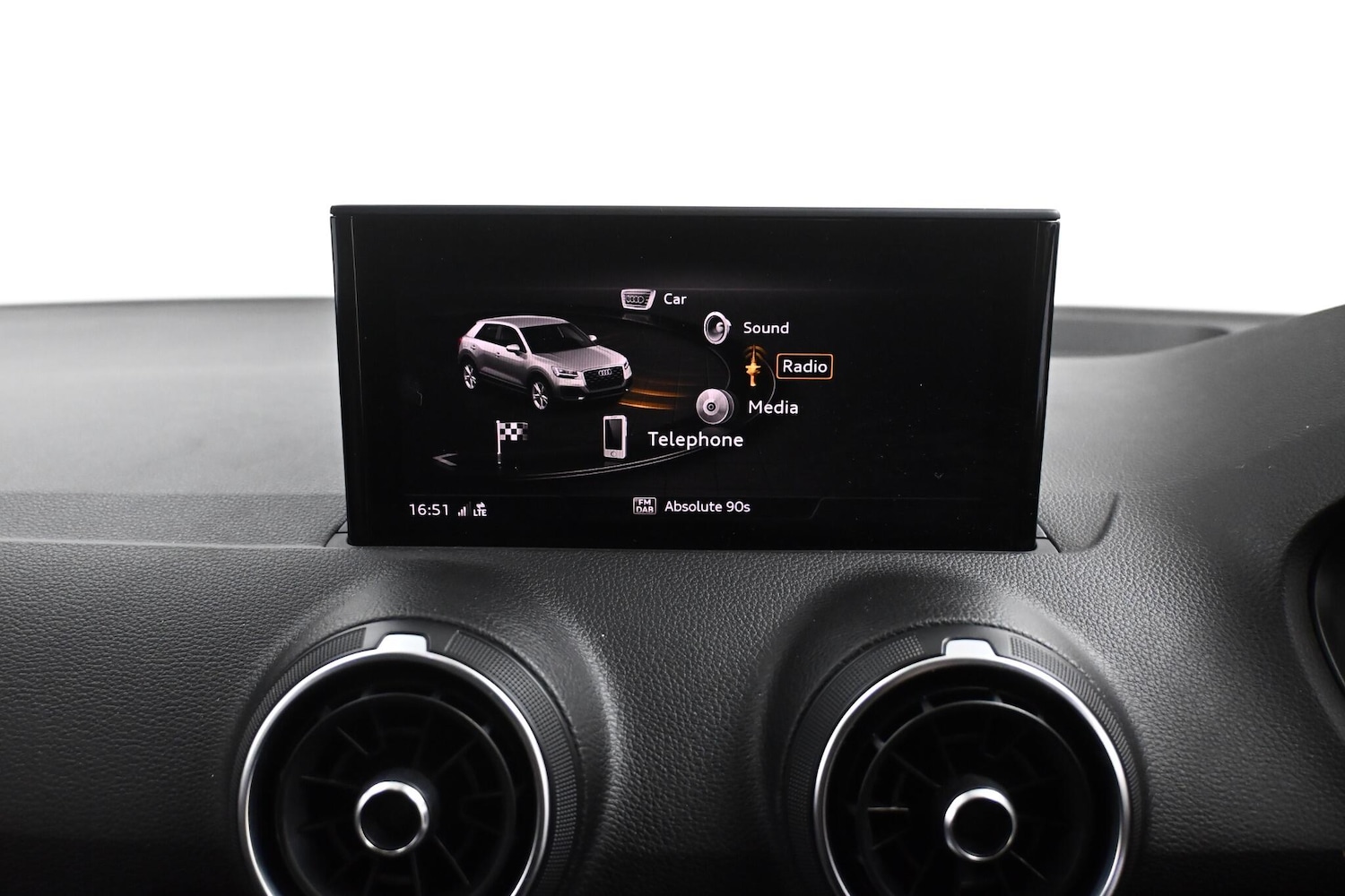 Used Audi Q2 2017 for sale - 76592563: Photo 24