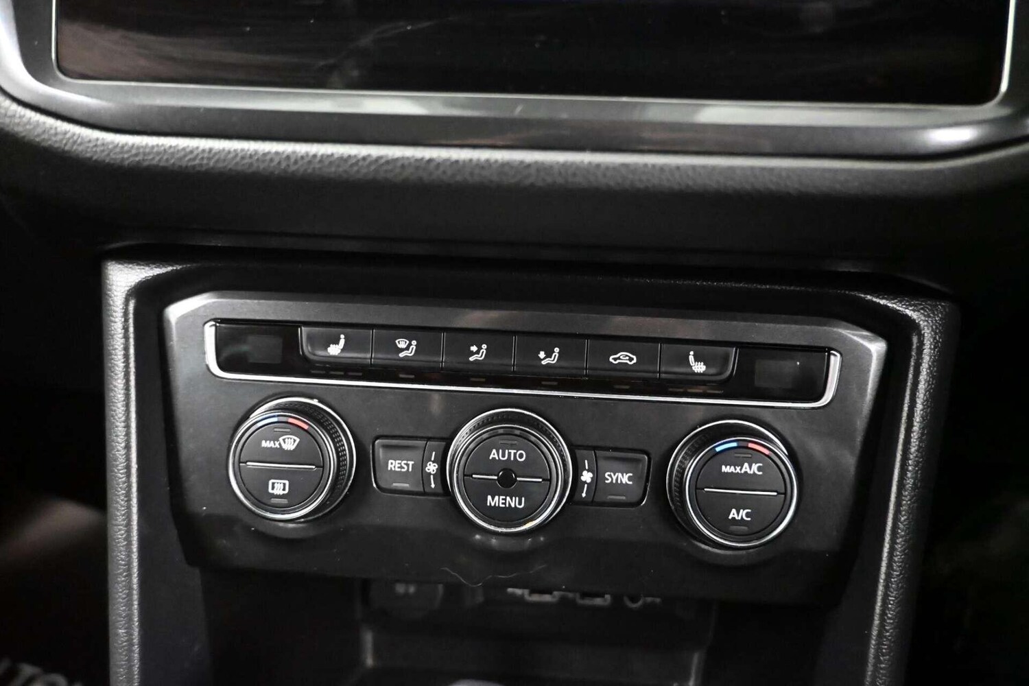 Used Volkswagen Tiguan 2018 for sale - 77774465: Photo 22