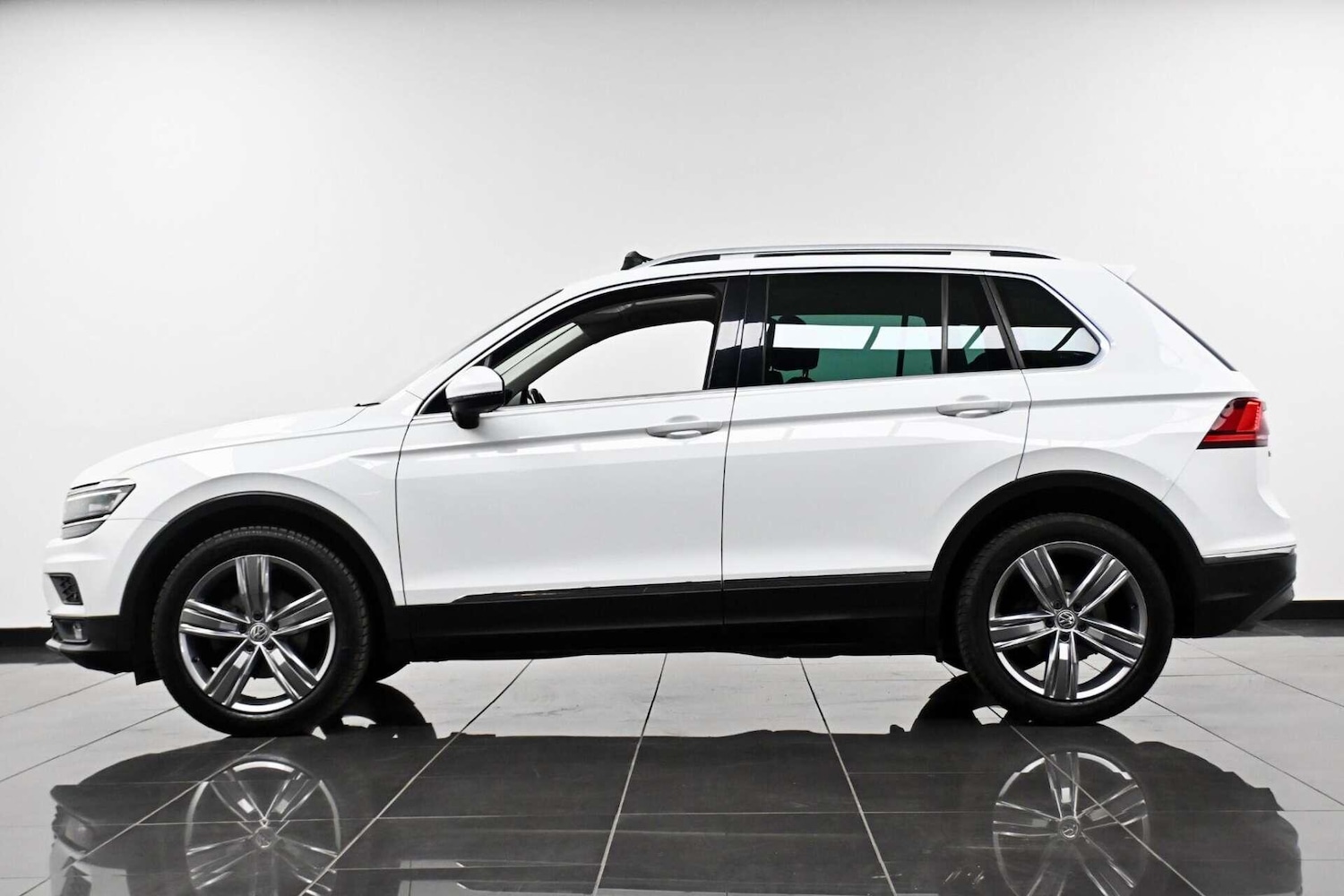 Used Volkswagen Tiguan 2018 for sale - 77774465: Photo 5