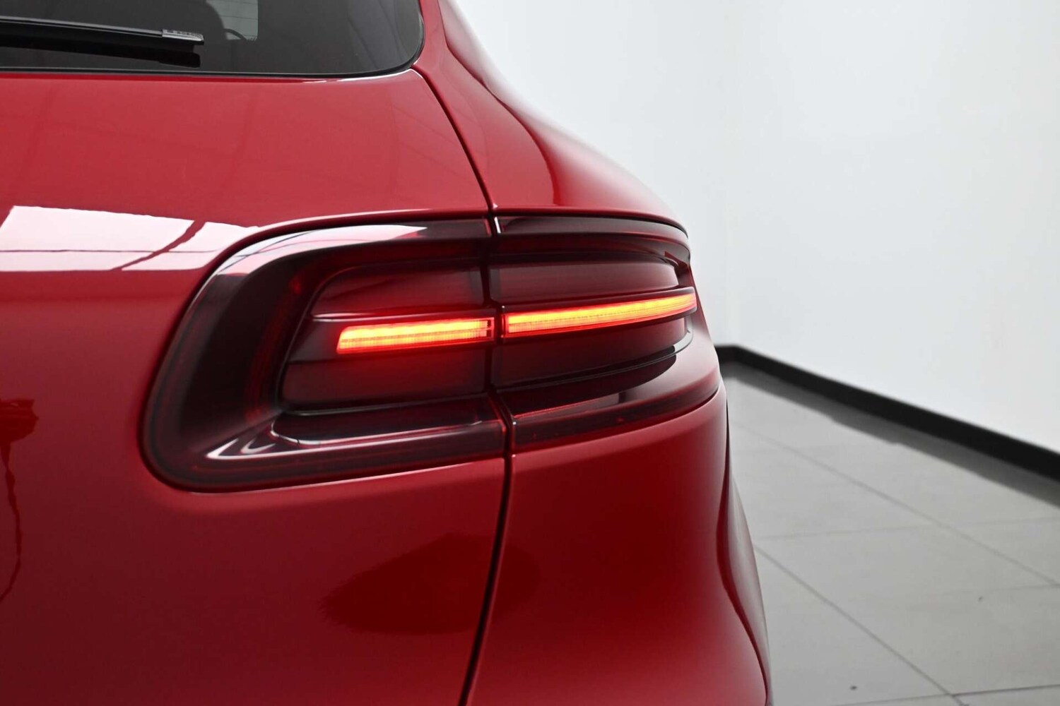 Used Porsche Macan 2016 for sale - 77729086: Photo 13