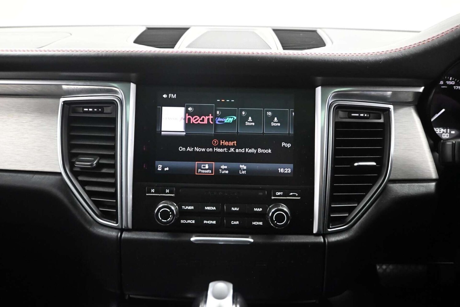 Used Porsche Macan 2016 for sale - 77729086: Photo 23