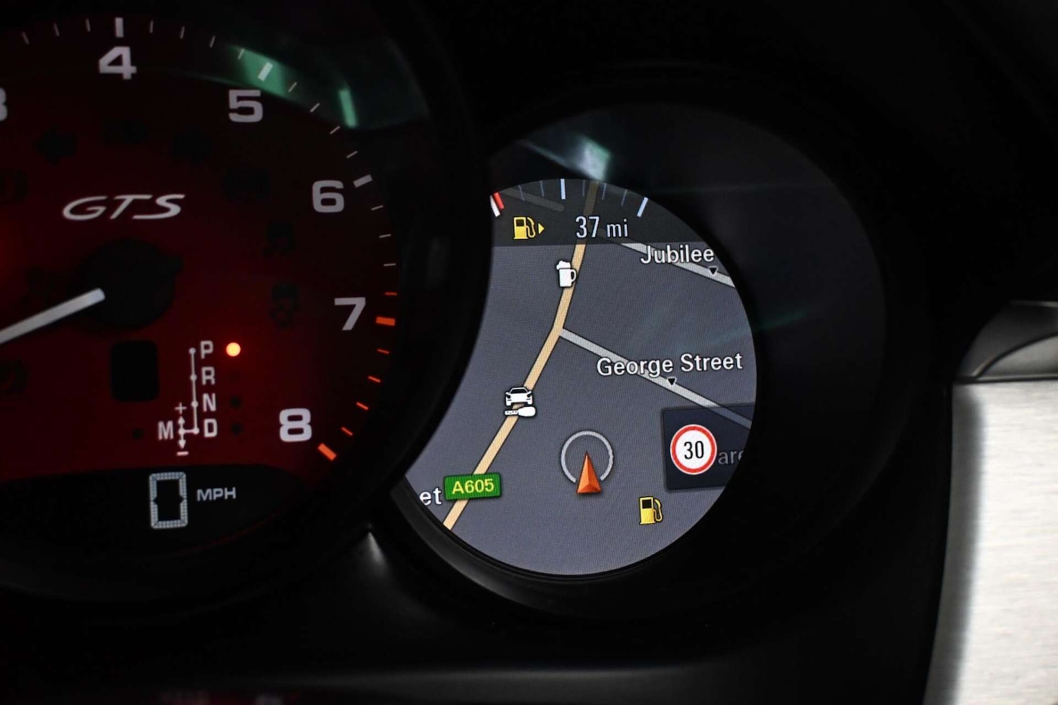 Used Porsche Macan 2016 for sale - 77729086: Photo 24