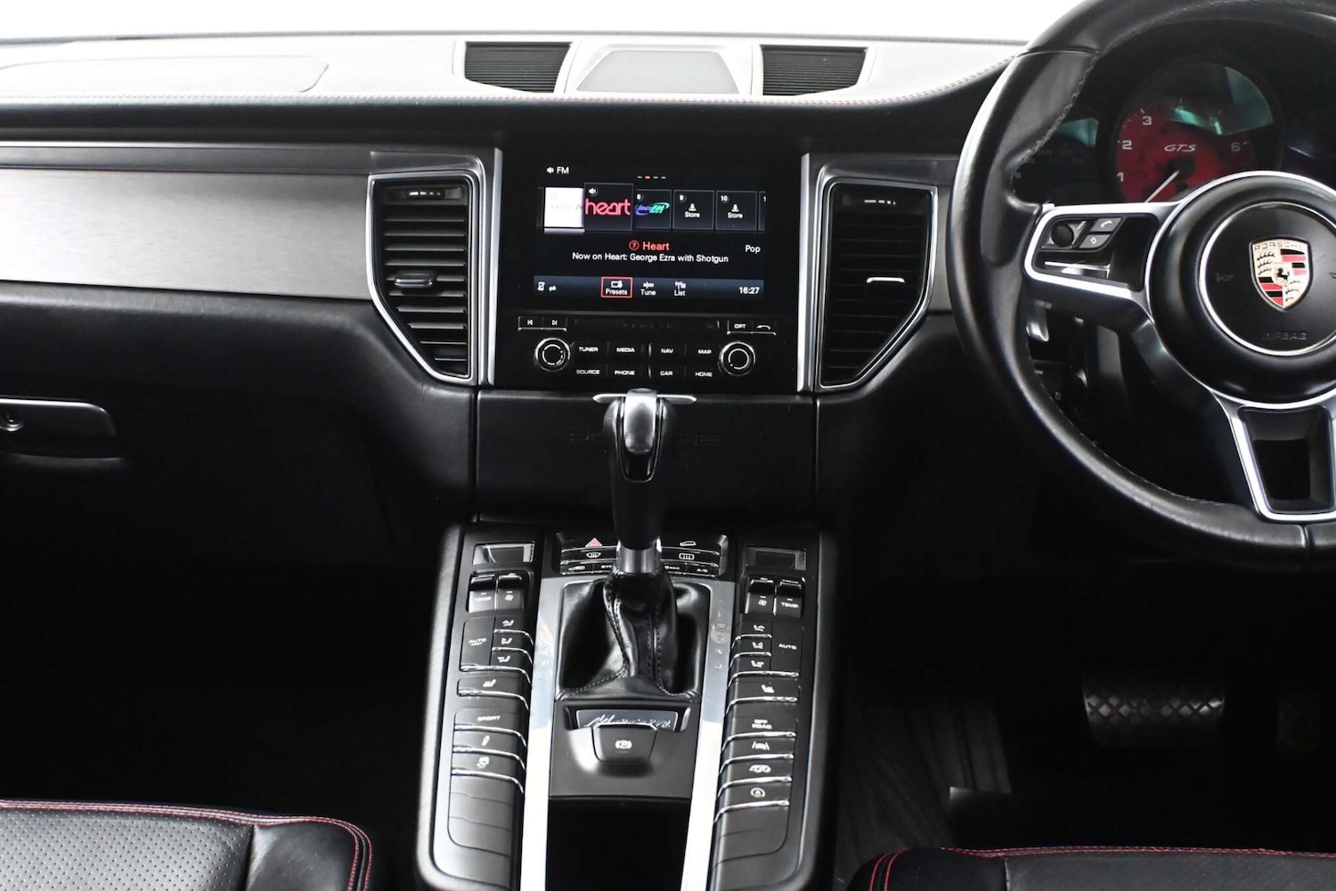 Used Porsche Macan 2016 for sale - 77729086: Photo 31