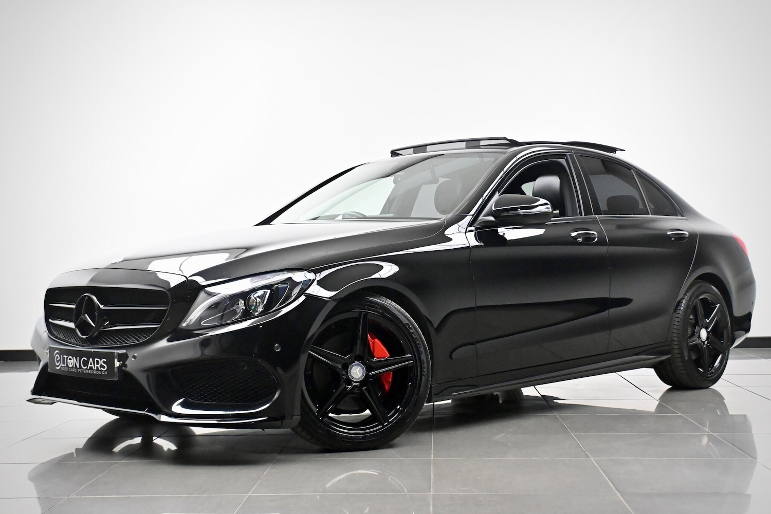 Used Mercedes-Benz C Class 2016 for sale - 76926135: Photo 2