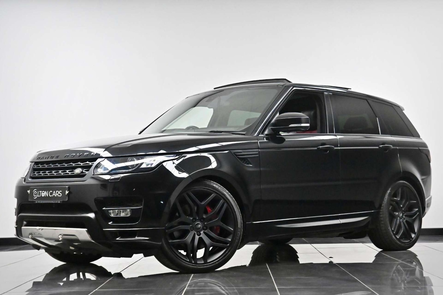 Used Land Rover Range Rover Sport 2015 for sale - 77729051: Photo 2