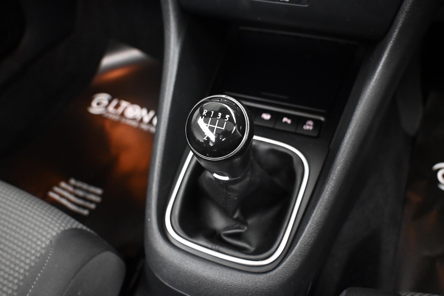 Used Volkswagen Golf 2012 for sale - 76537828: Photo 27