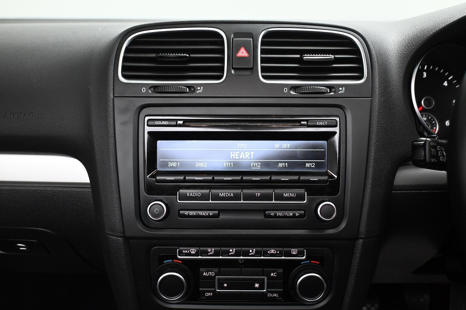 Used Volkswagen Golf 2012 for sale - 76537828: Photo 29