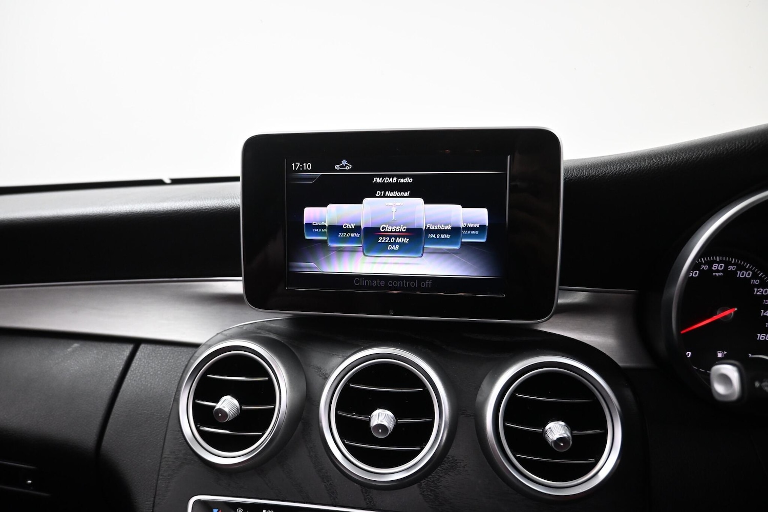 Used Mercedes-Benz C Class 2017 for sale - 76886728: Photo 23