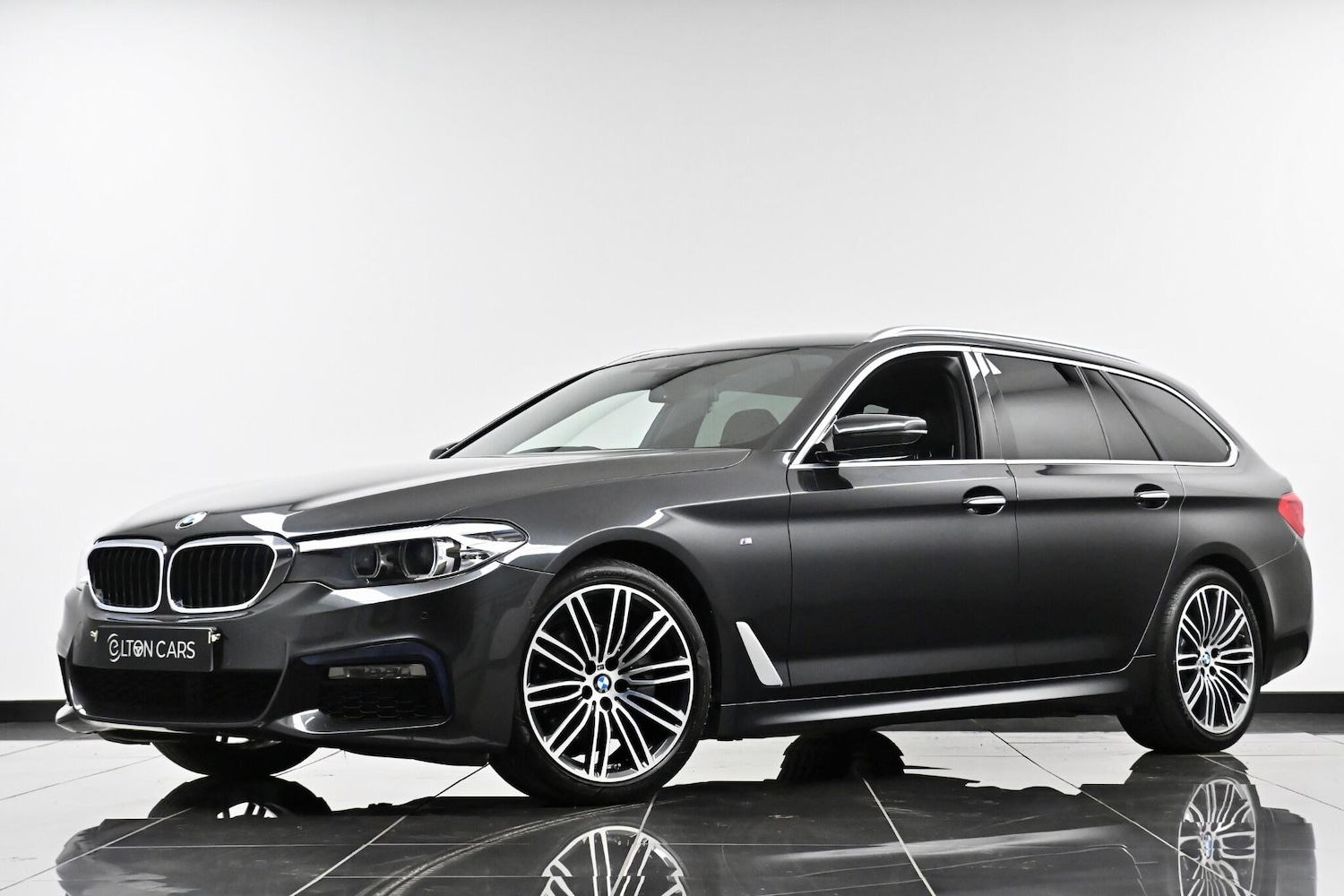 Used BMW 5 Series 2018 for sale - 77793859: Photo 2