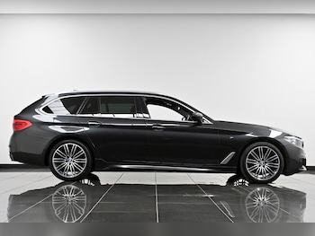 Used BMW 5 Series 2018 for sale - 77793859: Photo