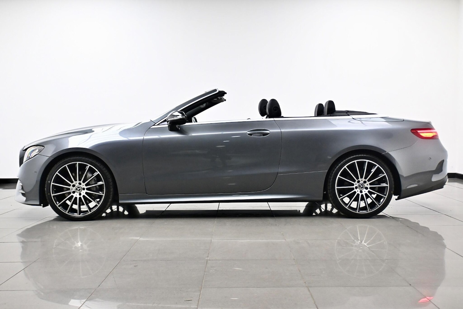 Used Mercedes-Benz E Class 2019 for sale - 76886725: Photo 5