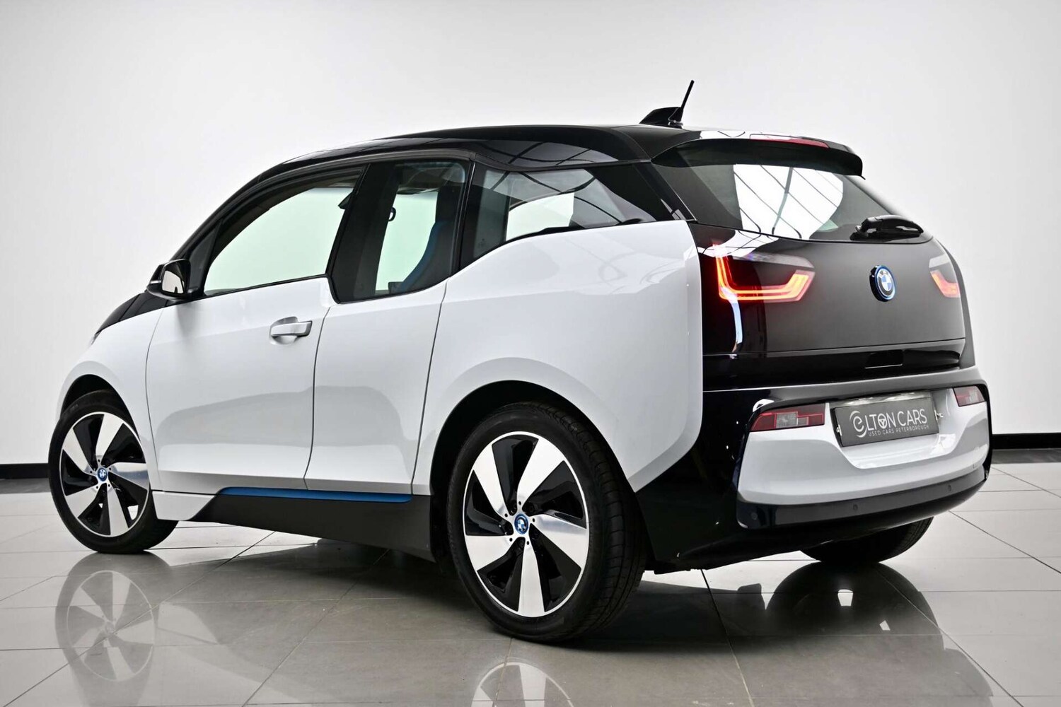 Used BMW i3 2022 for sale - 77729082: Photo 21