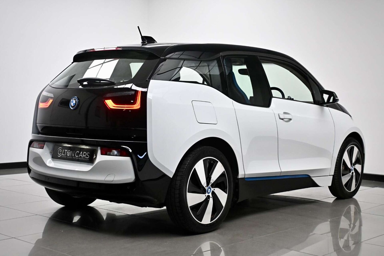 Used BMW i3 2022 for sale - 77729082: Photo 23