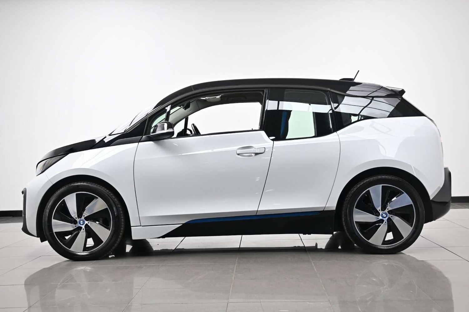 Used BMW i3 2022 for sale - 77729082: Photo 5