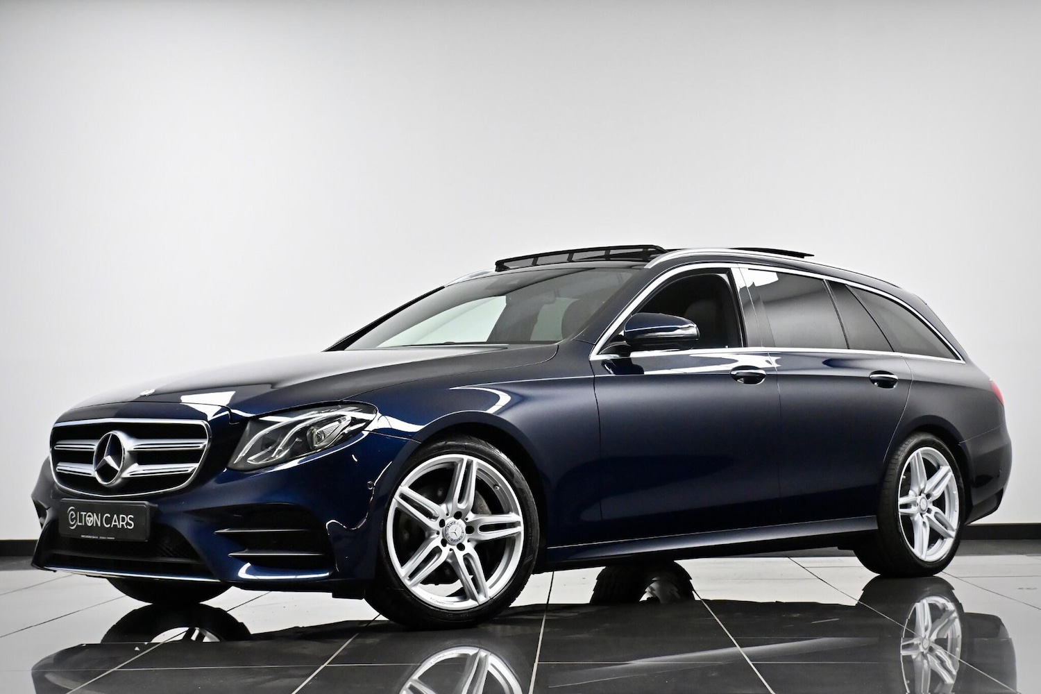 Used Mercedes-Benz E Class 2016 for sale - 78085866: Photo 2