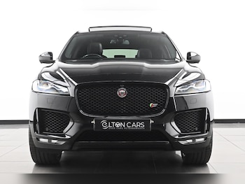 Used Jaguar F-Pace 2017 for sale - 75334016: Photo