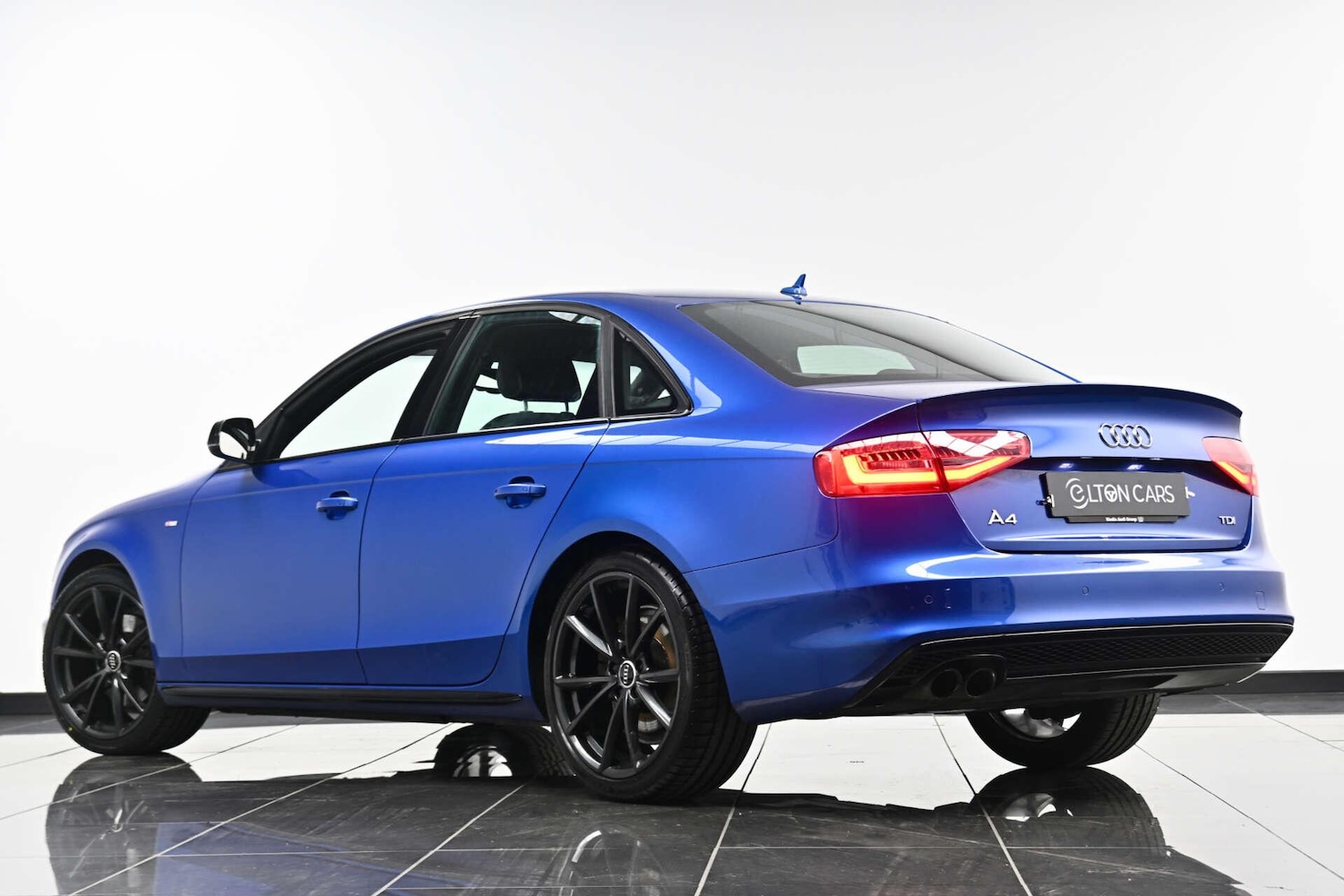 Used Audi A4 2015 for sale - 77774444: Photo 8