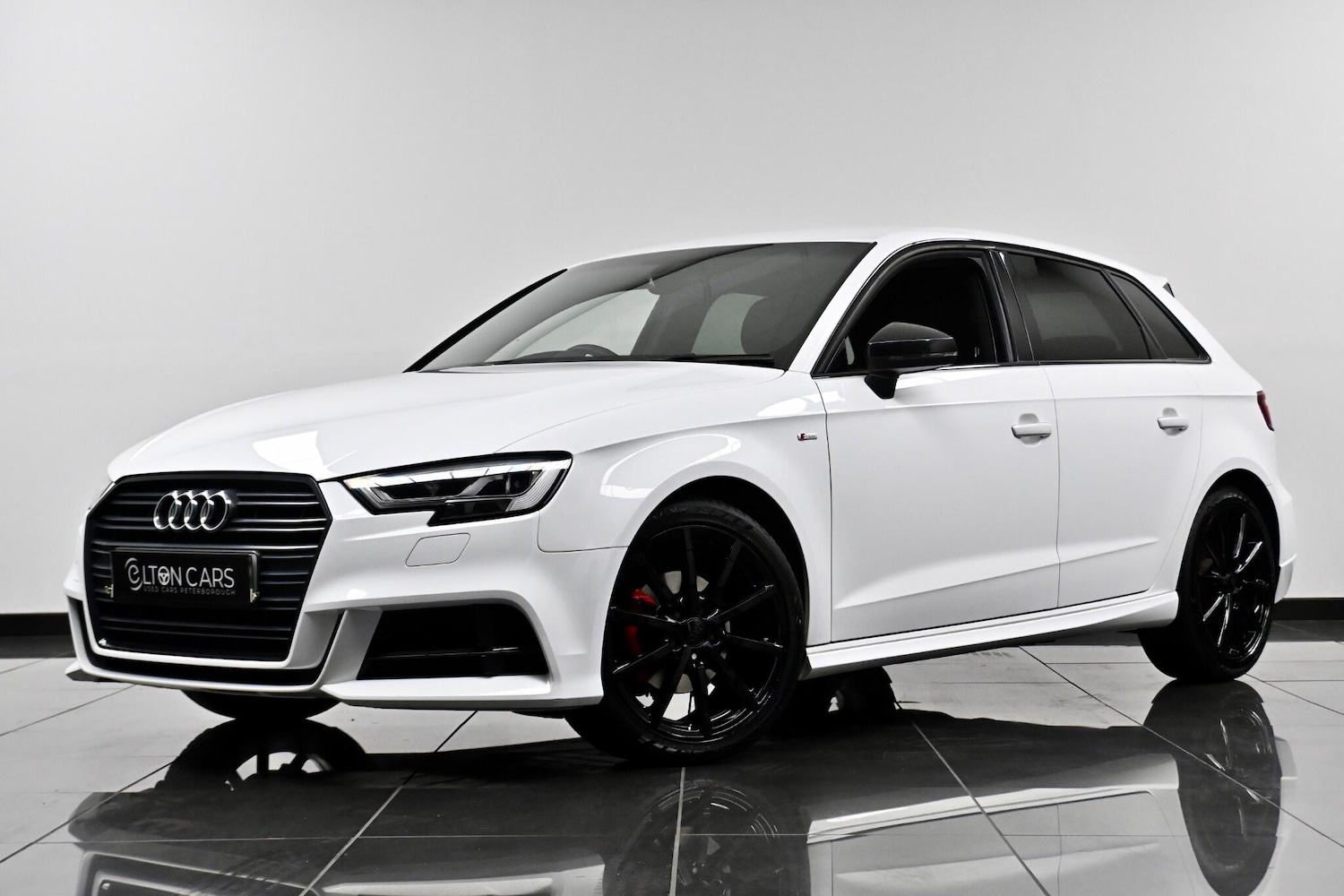 Used Audi A3 2018 for sale - 77155595: Photo 2