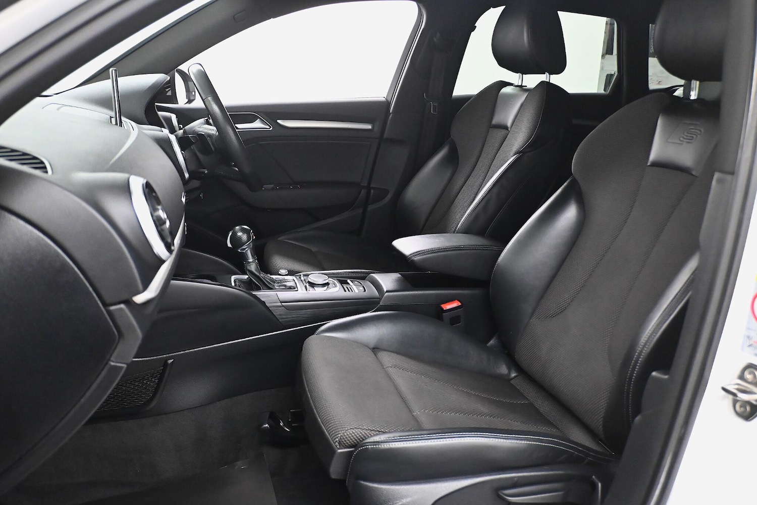 Used Audi A3 2018 for sale - 77155595: Photo 28