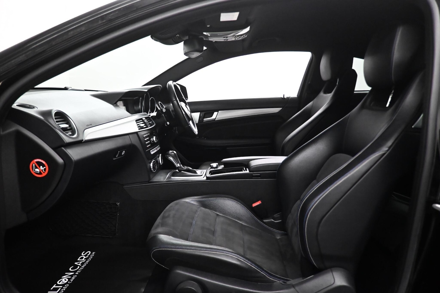 Used Mercedes-Benz C Class 2014 for sale - 77682980: Photo 11