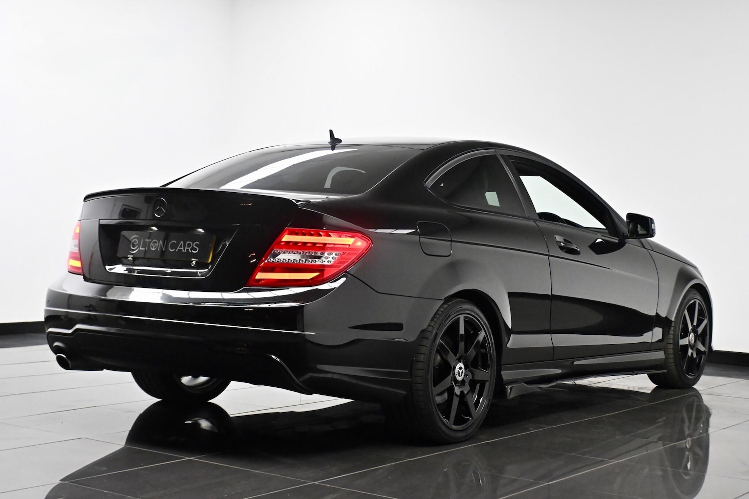 Used Mercedes-Benz C Class 2014 for sale - 77682980: Photo 27