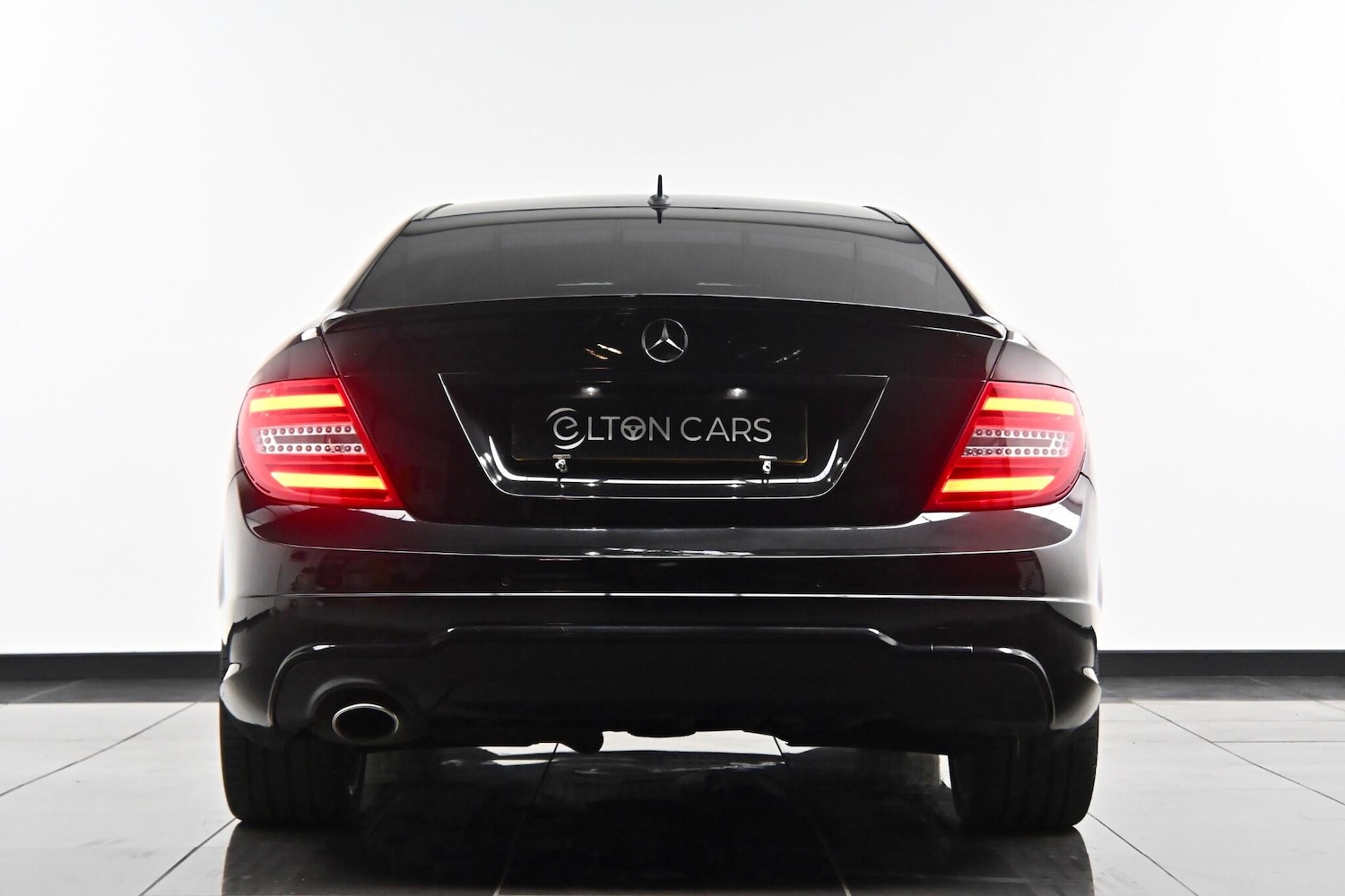 Used Mercedes-Benz C Class 2014 for sale - 77682980: Photo 6