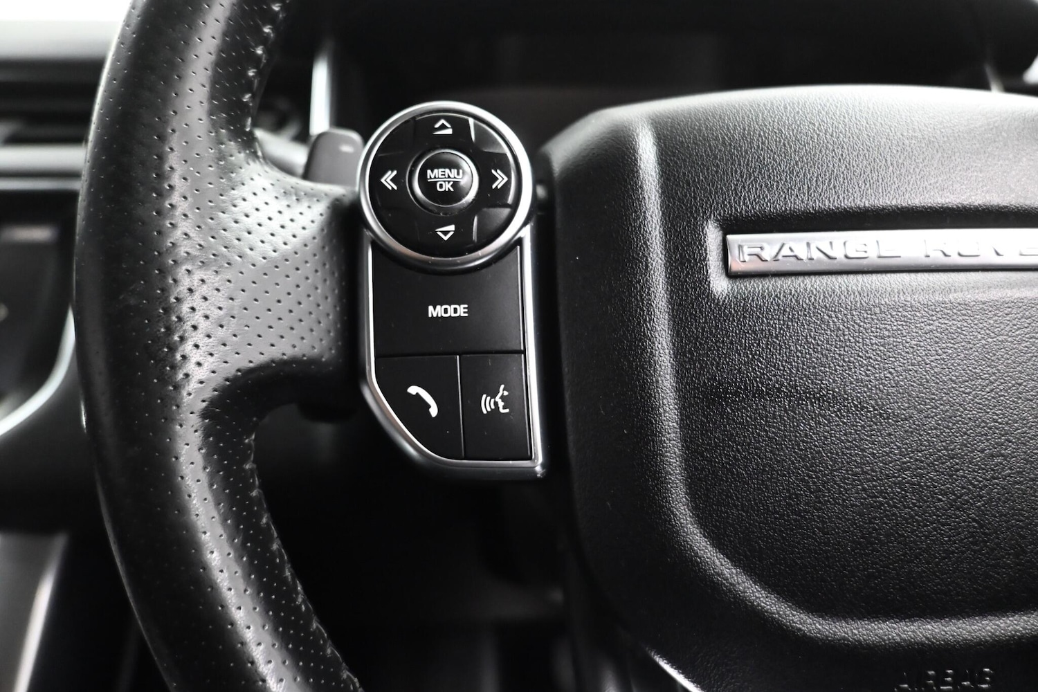 Used Land Rover Range Rover Sport 2017 for sale - 76976435: Photo 16