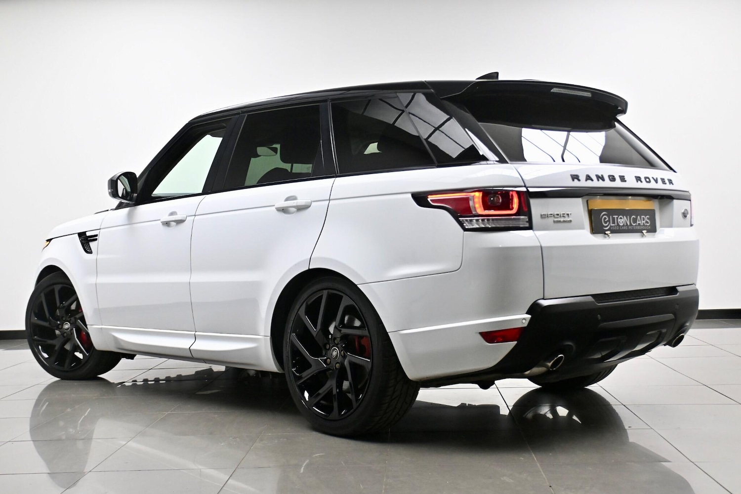 Used Land Rover Range Rover Sport 2017 for sale - 76976435: Photo 7