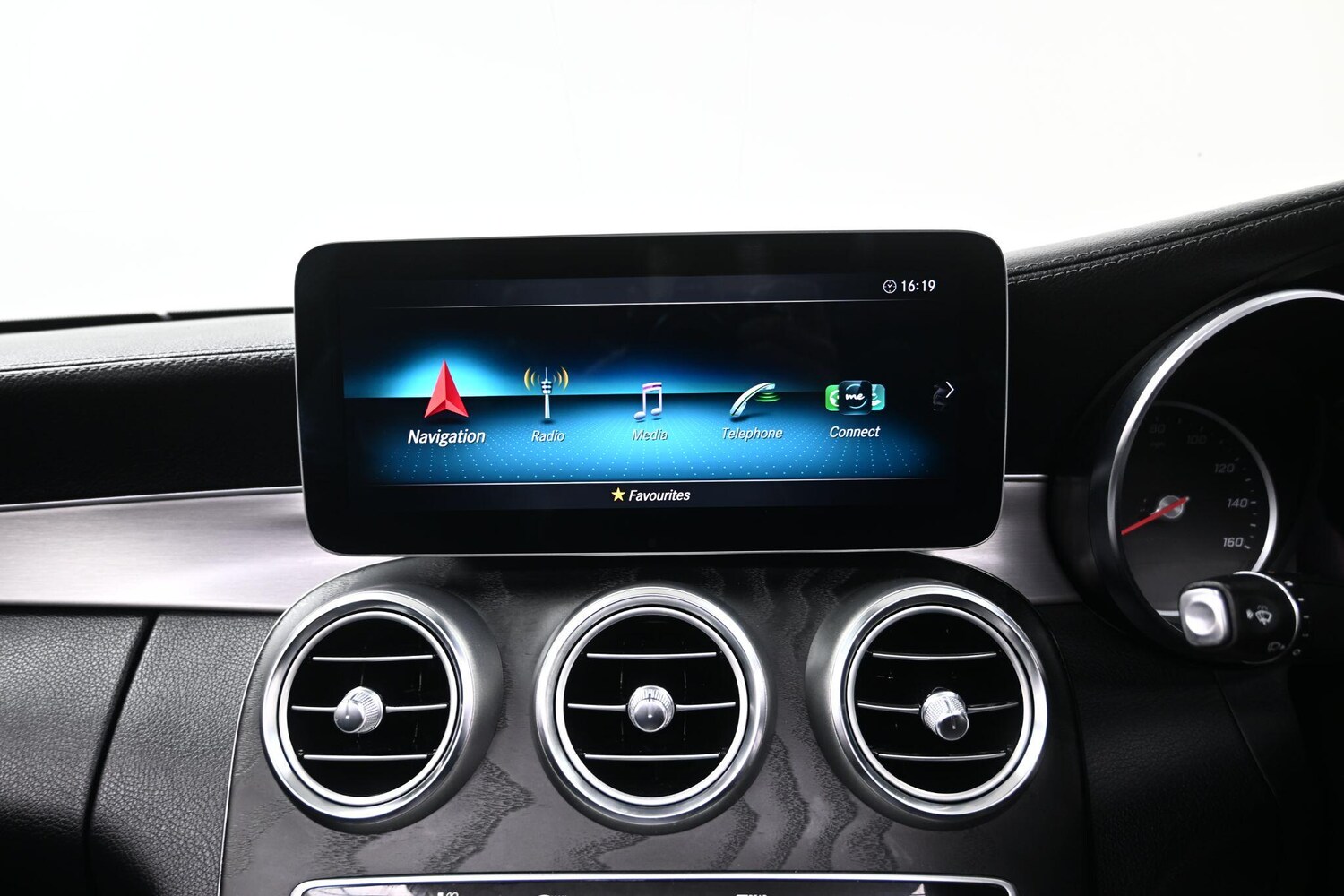 Used Mercedes-Benz C Class 2019 for sale - 76270415: Photo 27