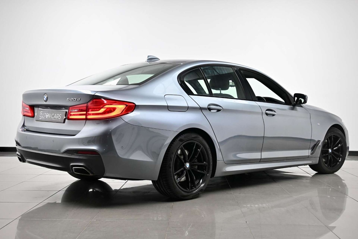 Used BMW 5 Series 2018 for sale - 77729095: Photo 12