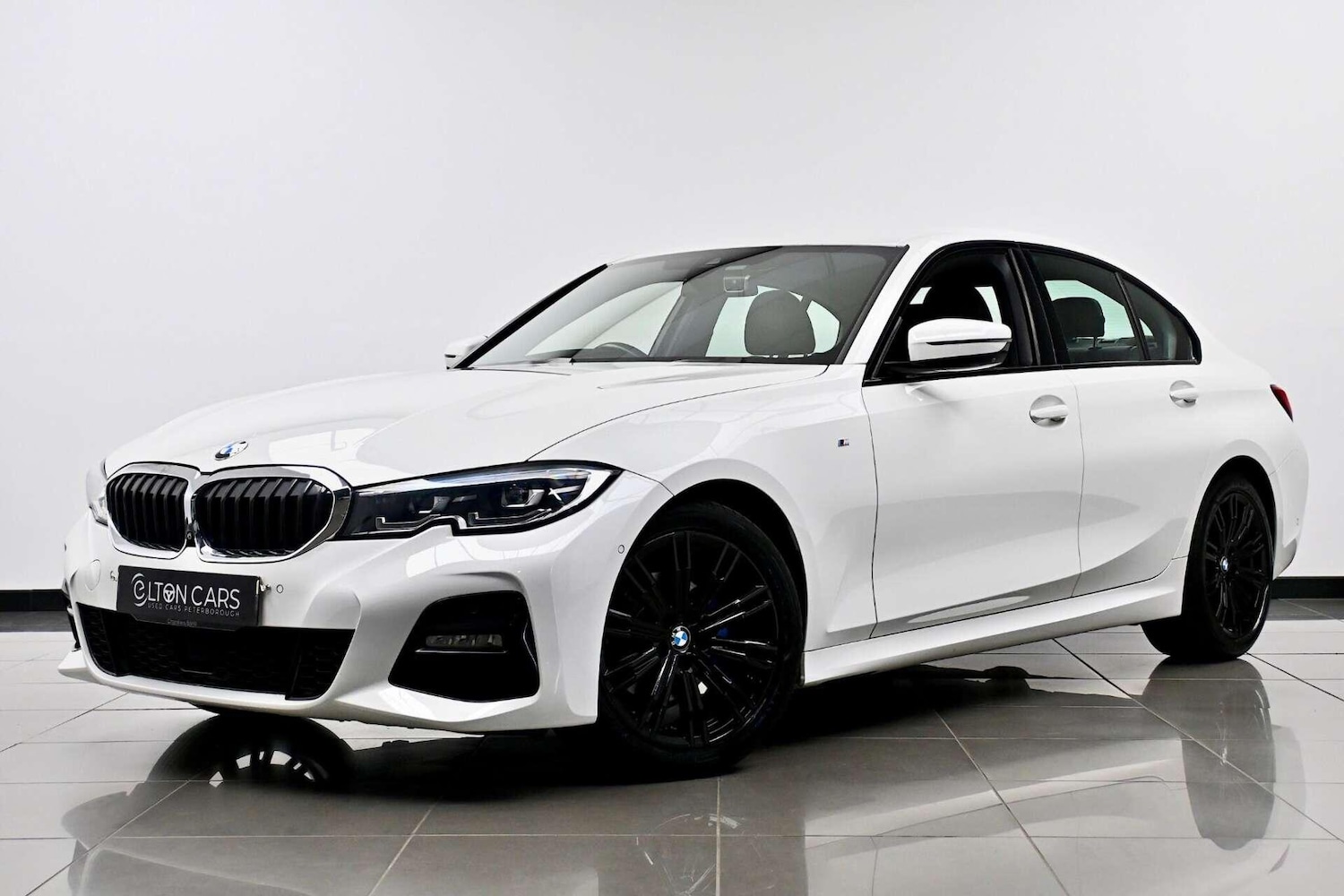 Used BMW 3 Series 2019 for sale - 77774443: Photo 2