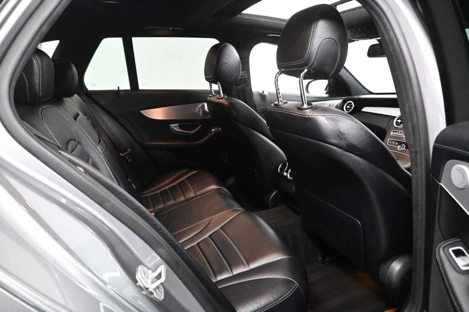 Used Mercedes-Benz C Class 2015 for sale - 77729067: Photo 15