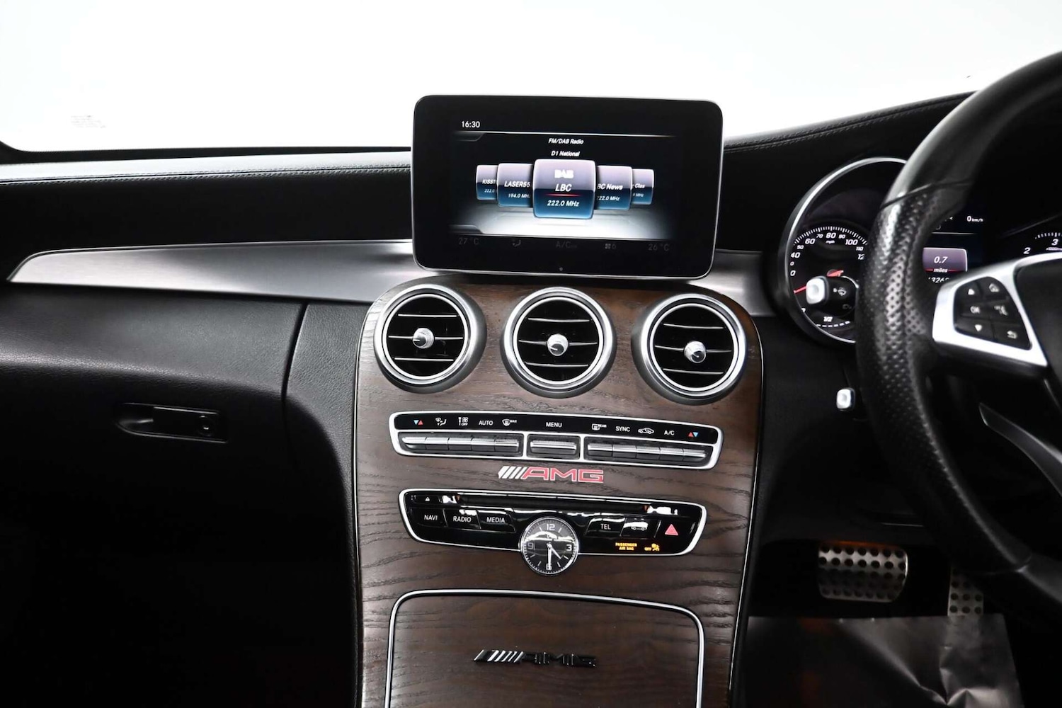 Used Mercedes-Benz C Class 2015 for sale - 77729067: Photo 23