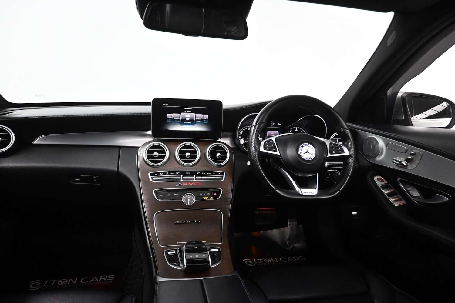 Used Mercedes-Benz C Class 2015 for sale - 77729067: Photo 28