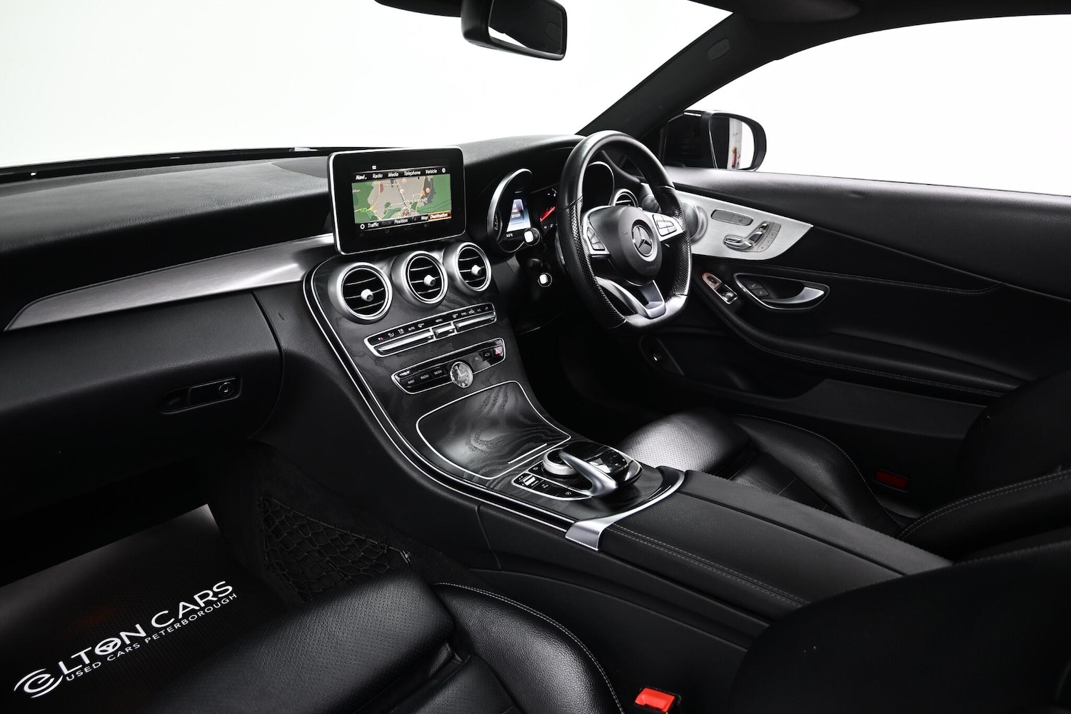 Used Mercedes-Benz C Class 2017 for sale - 76613138: Photo 24