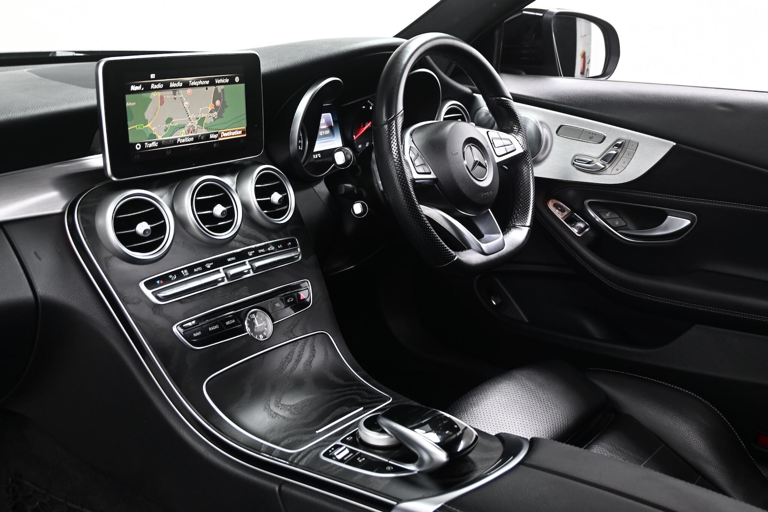 Used Mercedes-Benz C Class 2017 for sale - 76613138: Photo 25