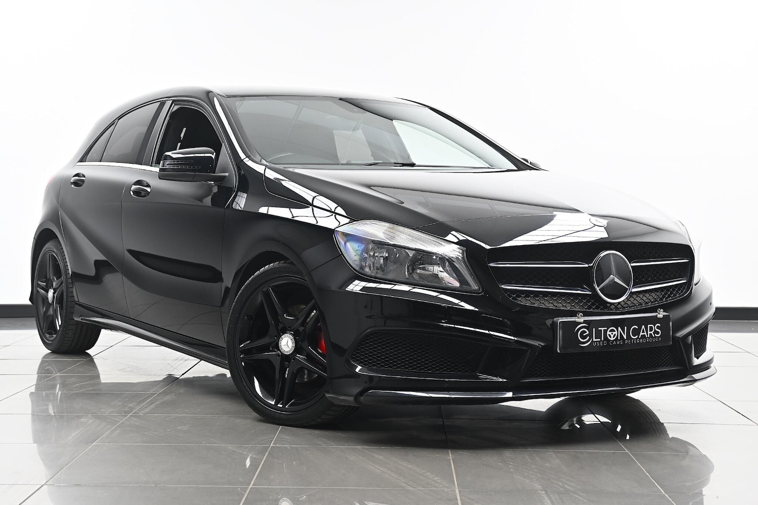 Used Mercedes-Benz A-Class 2014 for sale - 76199756: Photo 1