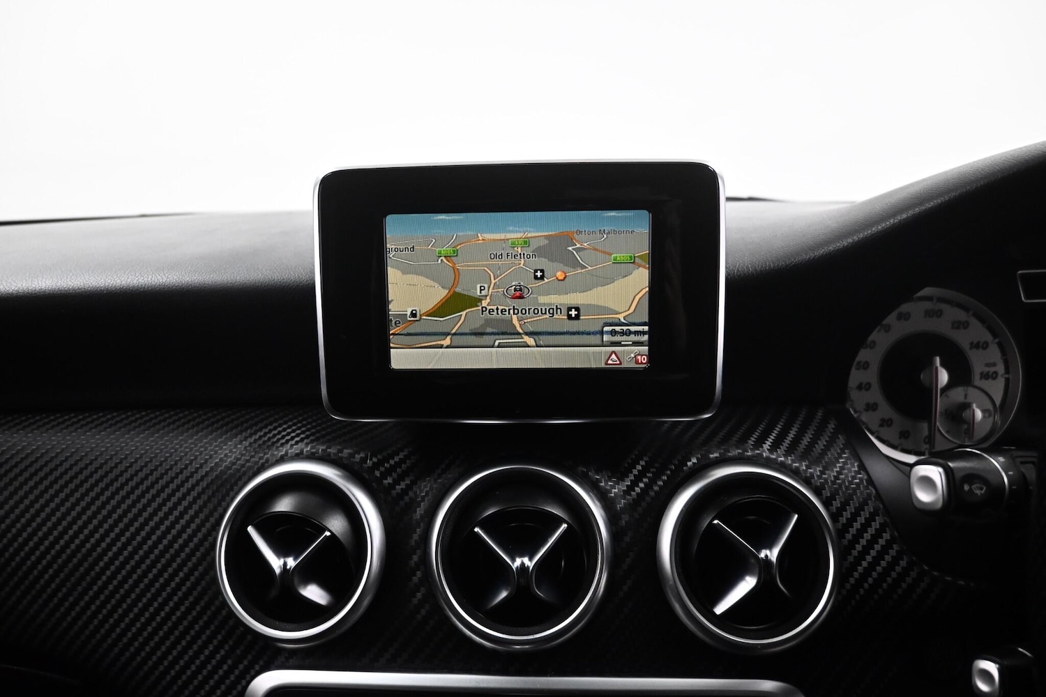 Used Mercedes-Benz A-Class 2014 for sale - 76199756: Photo 11