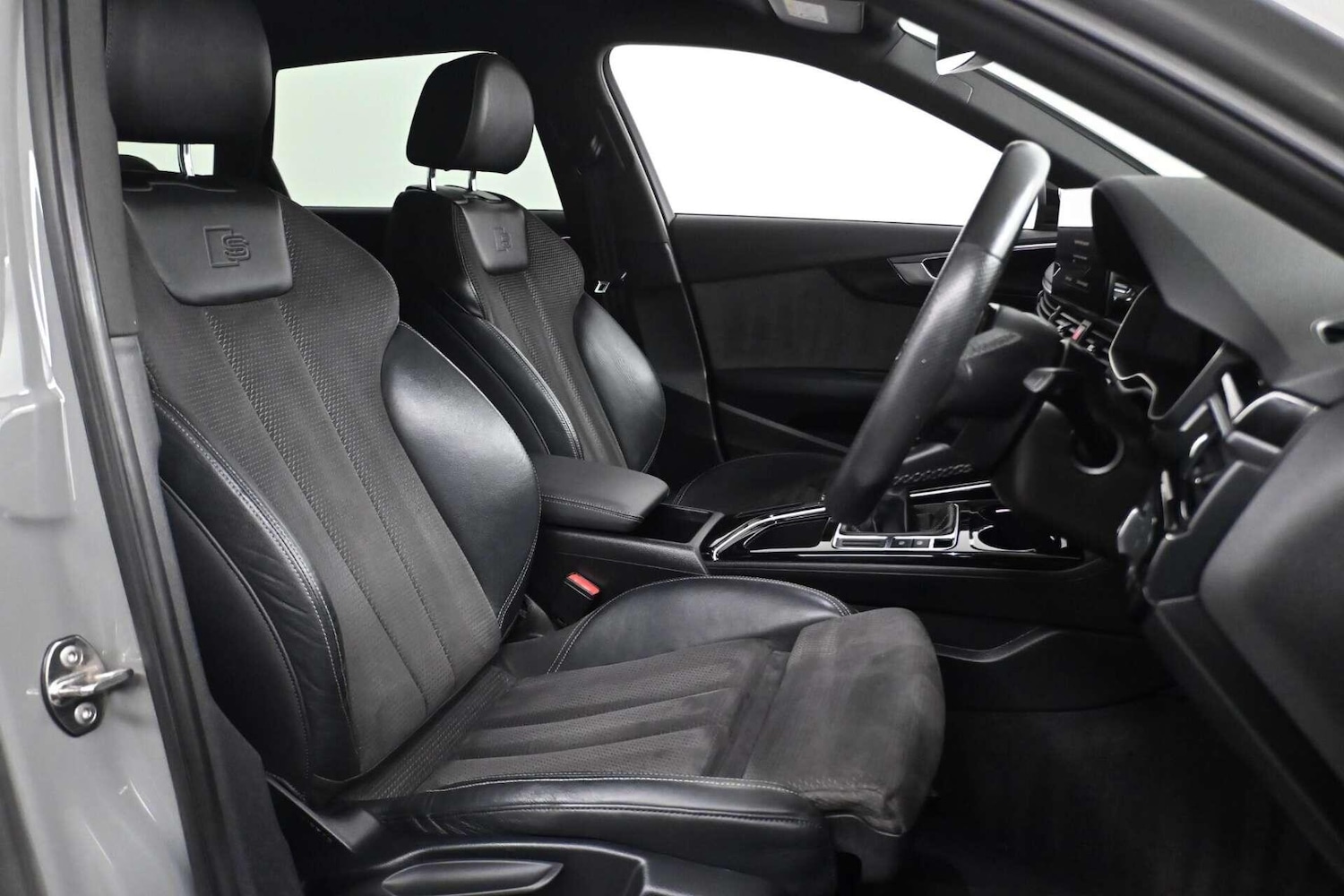 Used Audi A4 2021 for sale - 77774421: Photo 15