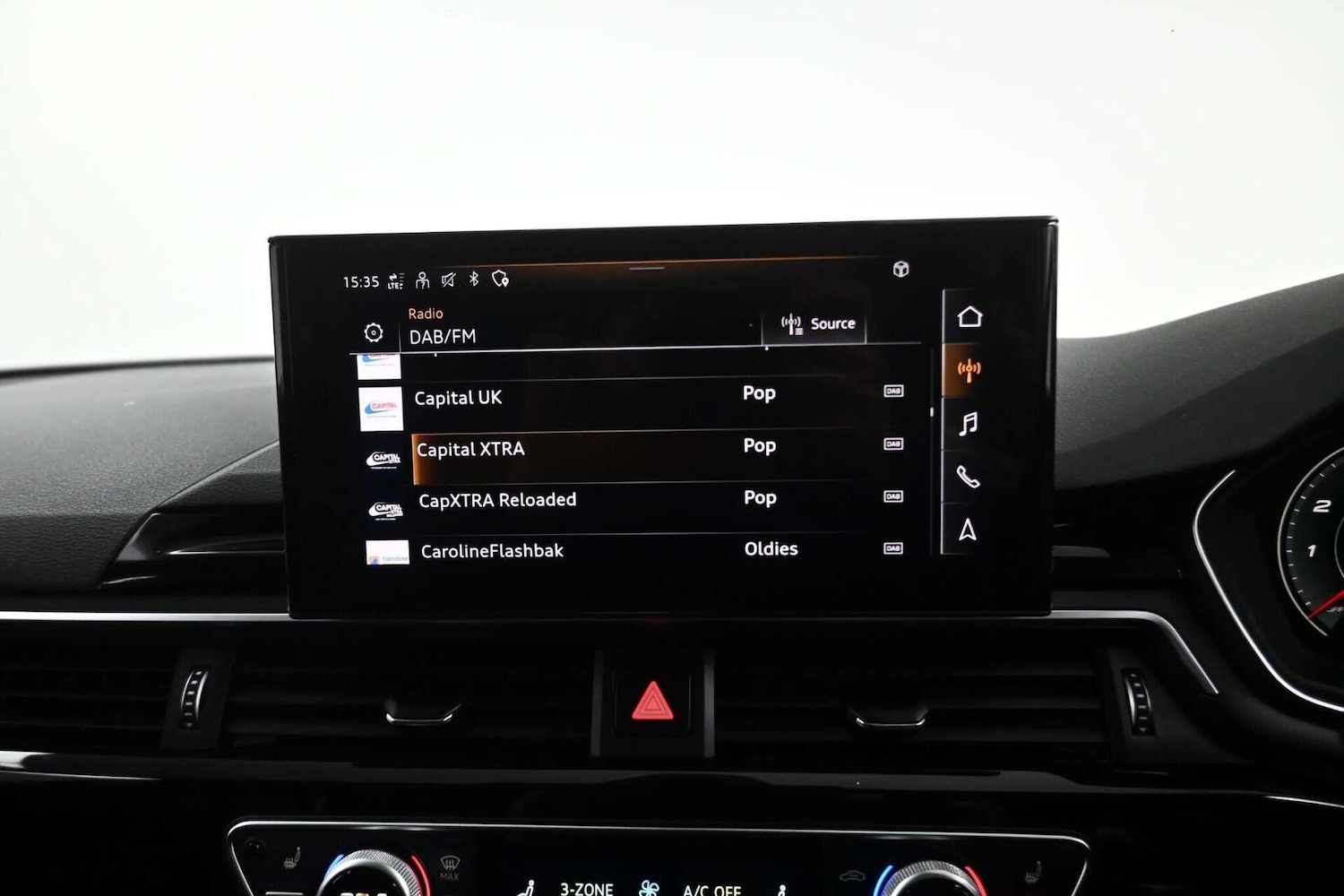 Used Audi A4 2021 for sale - 77774421: Photo 32