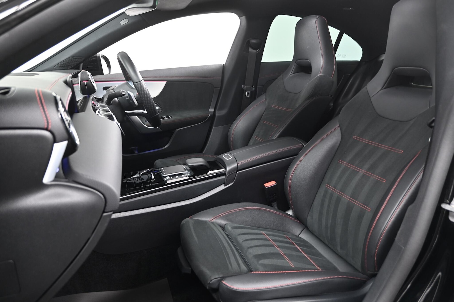 Used Mercedes-Benz CLA 2023 for sale - 76336526: Photo 15