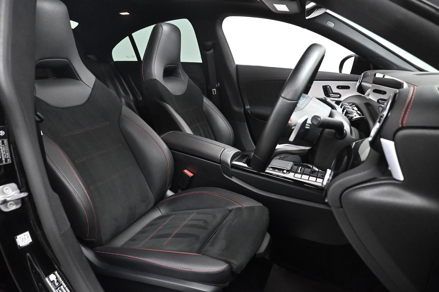 Used Mercedes-Benz CLA 2023 for sale - 76336526: Photo 16