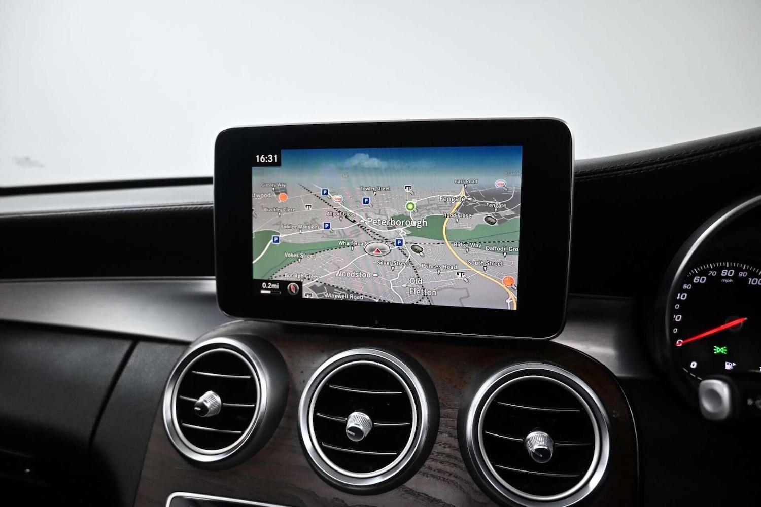 Used Mercedes-Benz C Class 2015 for sale - 77774458: Photo 25