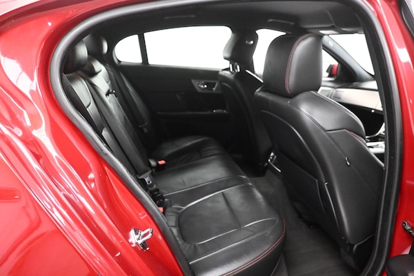 Used Jaguar XF 2015 for sale - 76270524: Photo 11