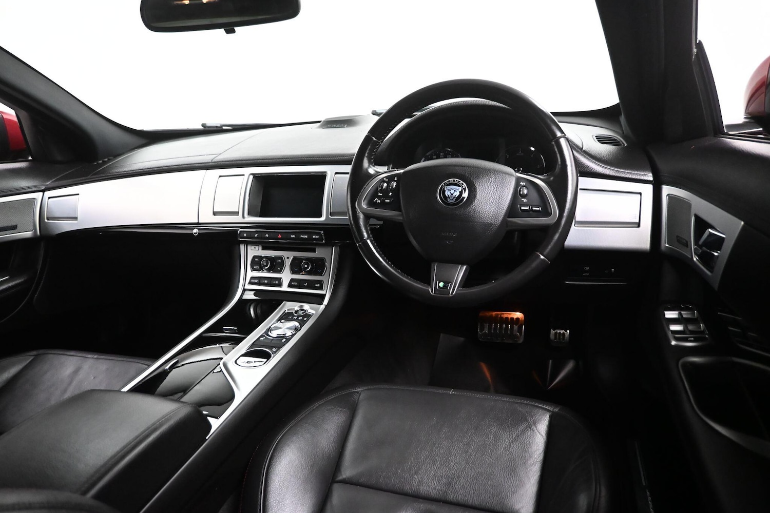 Used Jaguar XF 2015 for sale - 76270524: Photo 15