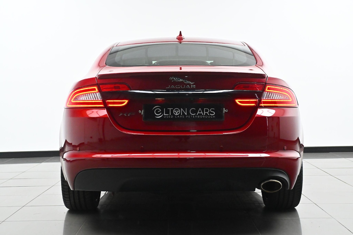 Used Jaguar XF 2015 for sale - 76270524: Photo 6