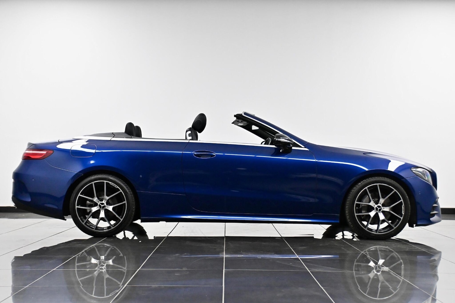 Used Mercedes-Benz E Class 2020 for sale - 77425326: Photo 4