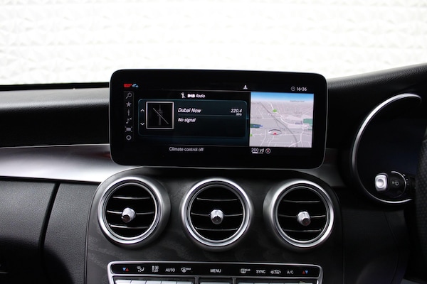 Used Mercedes-Benz C-Class 2019 for sale - 74280440: Photo 18
