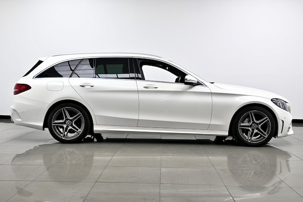 Used Mercedes-Benz C-Class 2019 for sale - 74280440: Photo 4